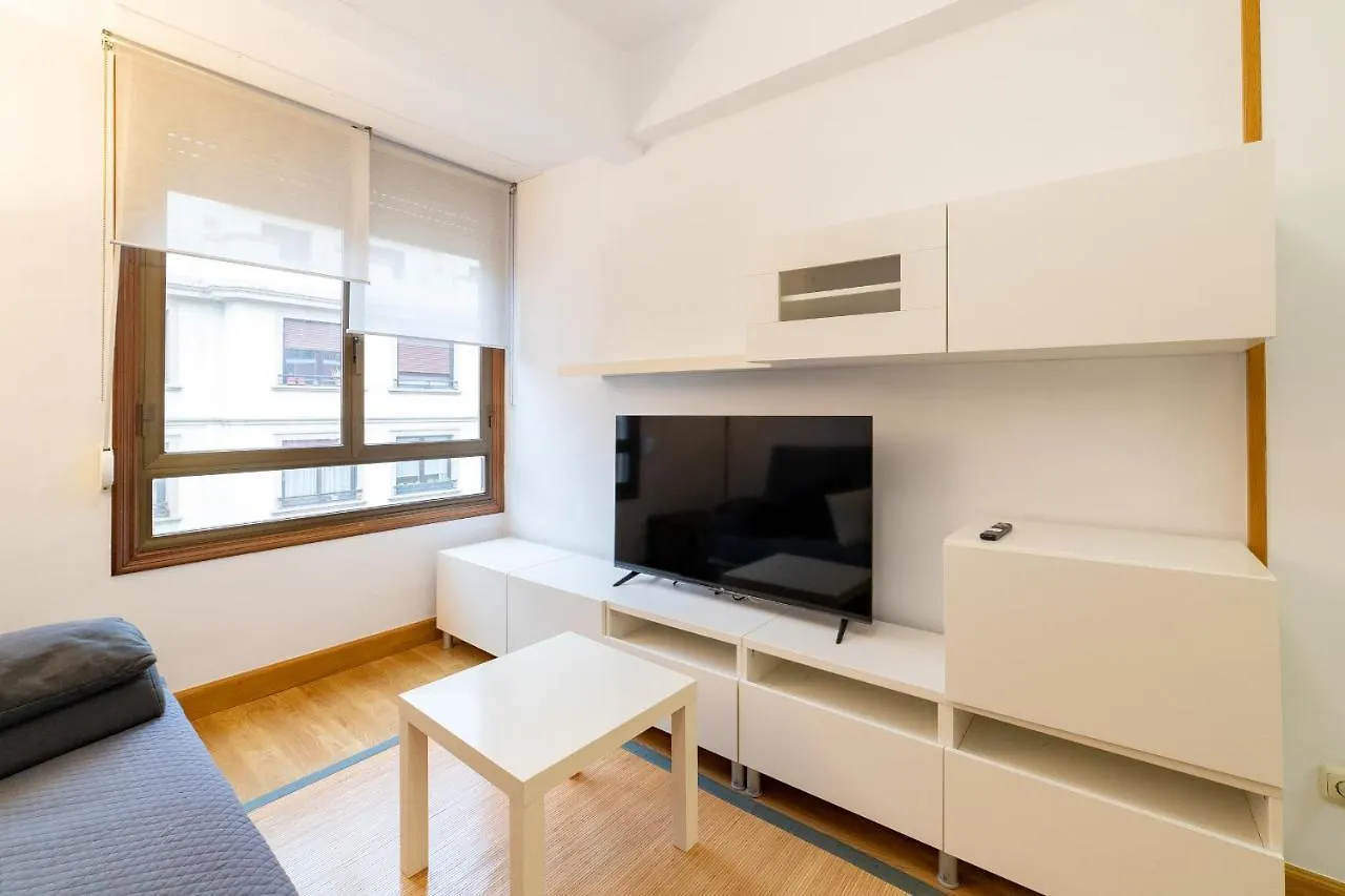 Pretty Apartment Close To The Beach San Sebastian